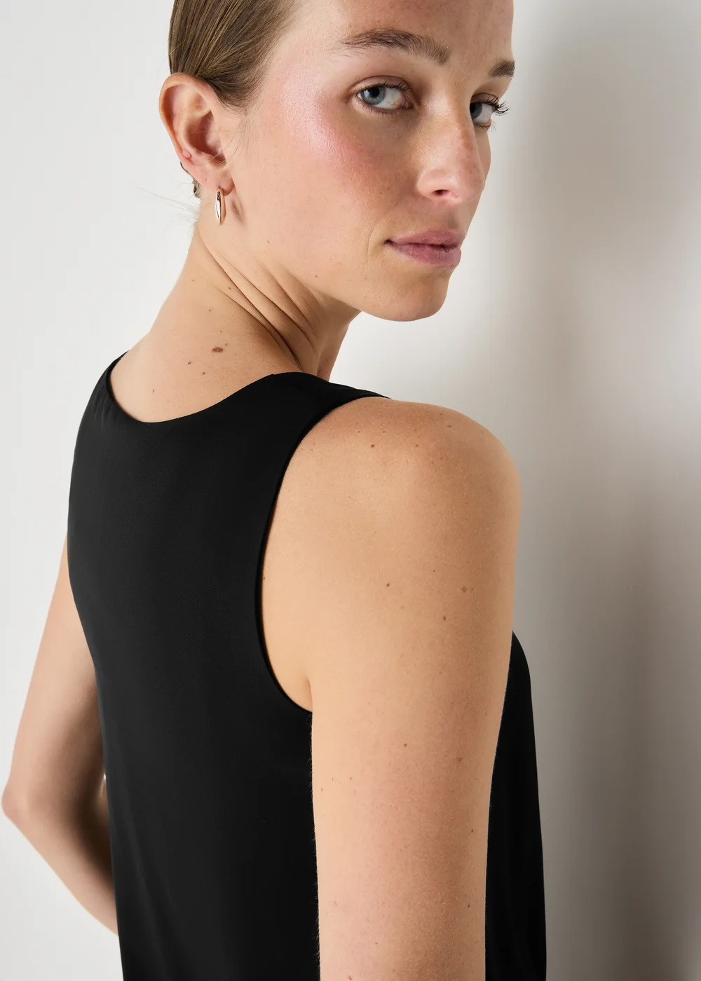 Et Vous Black Vest Top - 8 Image 2