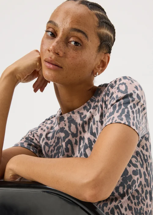 Mocha Leopard Print Fitted T-Shirt - 24 Image 2