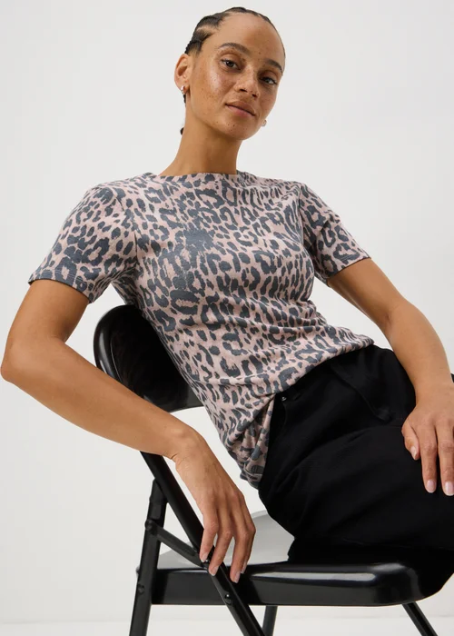 Mocha Leopard Print Fitted T-Shirt - 24 Image 1