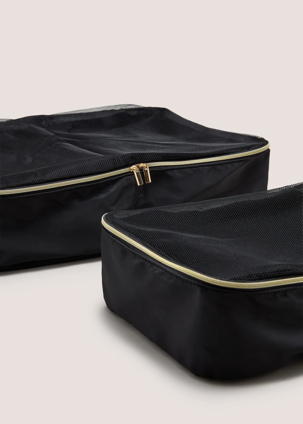2 Pack Black Large & Medium Packing Cubes Image 2