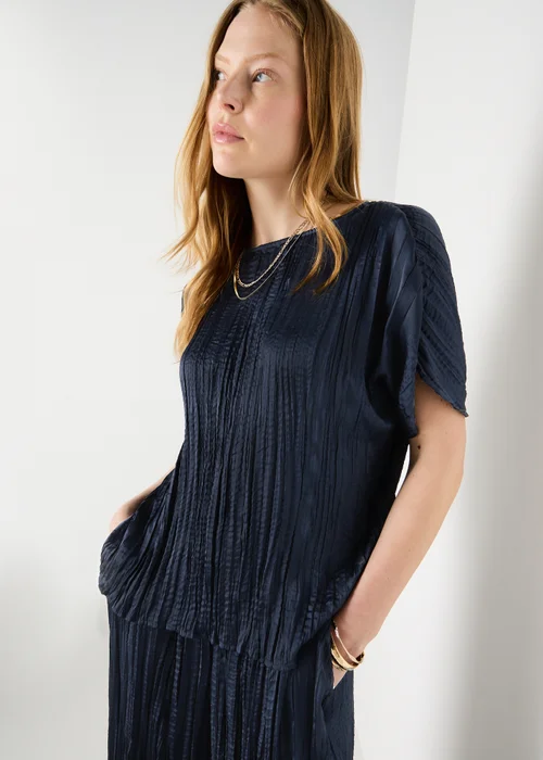 Et Vous Navy Crinkle Satin Co Ord Top - L Image 1