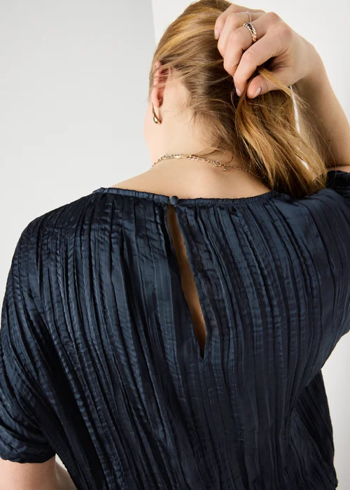 Et Vous Navy Crinkle Satin Co Ord Top - L Image 2