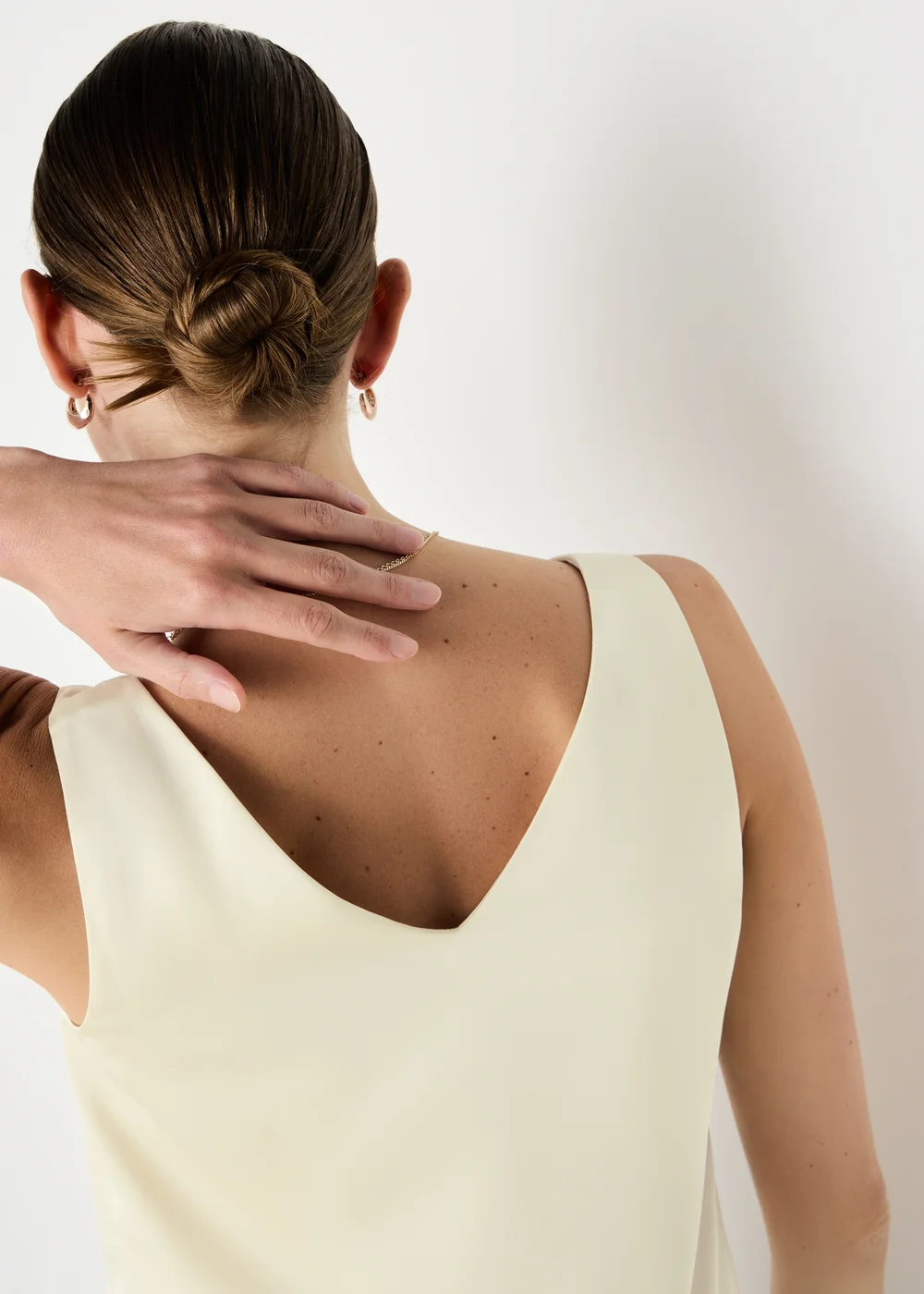Et Vous Cream Satin Vest Top - 16 Image 3