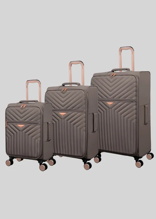 IT Luggage Rock Brown Desirable Soft Suitcase - VANITY Image 5