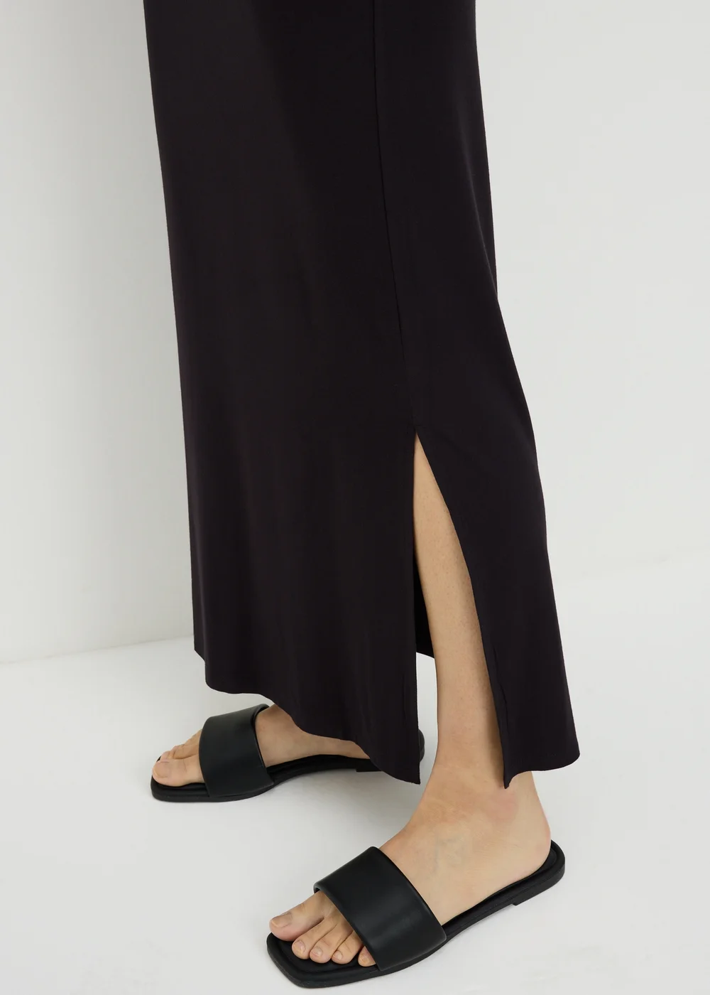 Black Jersey Maxi Skirt - 8 Image 2