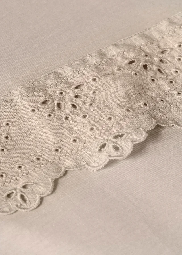 Natural Lace Frill Duvet Set