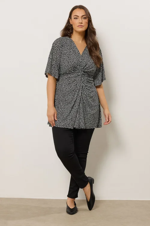 Evans Curve Black & White Polka Dot Twist Front Top - Size 26-28 Clothing Image 3