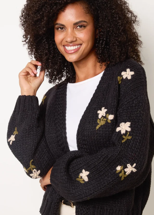Blue Vanilla Black Flower Embroidery Detailed Cardigan