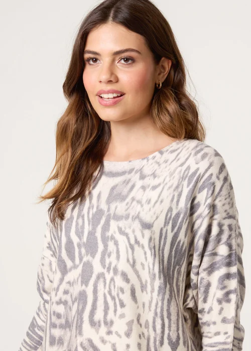 Blue Vanilla Stone Leopard Print Jumper - M/L Image 3