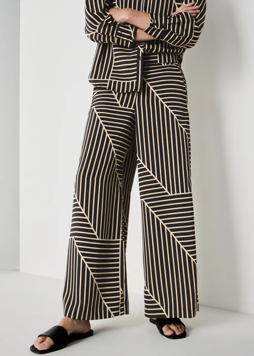 Et Vous Camel Stripe Satin Wide Leg Co Ord Trousers - 22/L29 Image 2