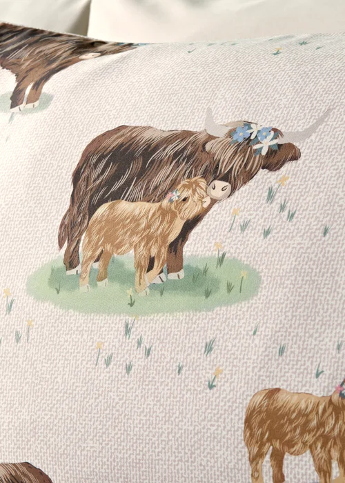 Multicolour Highland Cow Duvet Set - Single Image 2