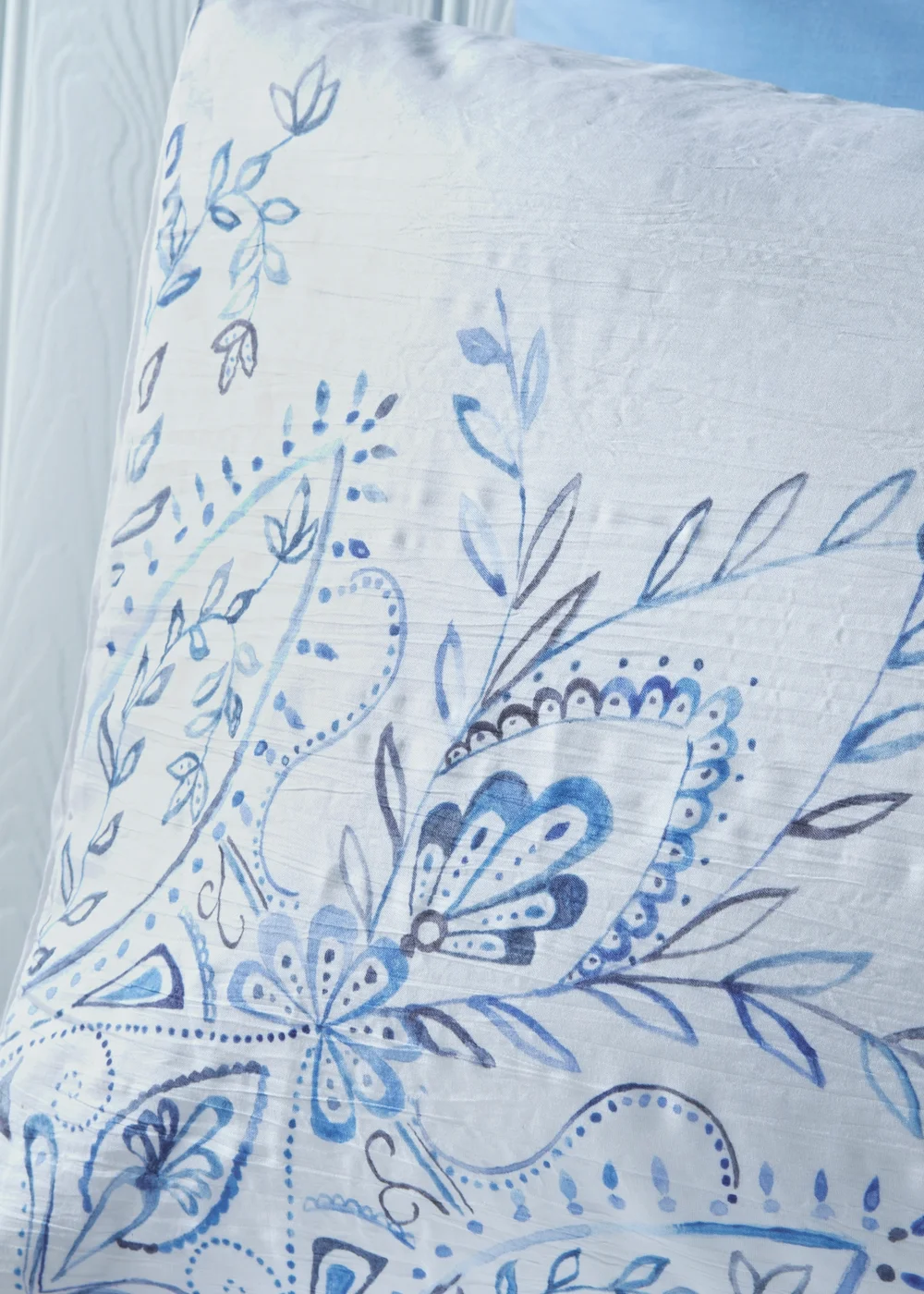 Blue Mandala Crinkle Duvet Set - Double Image 2