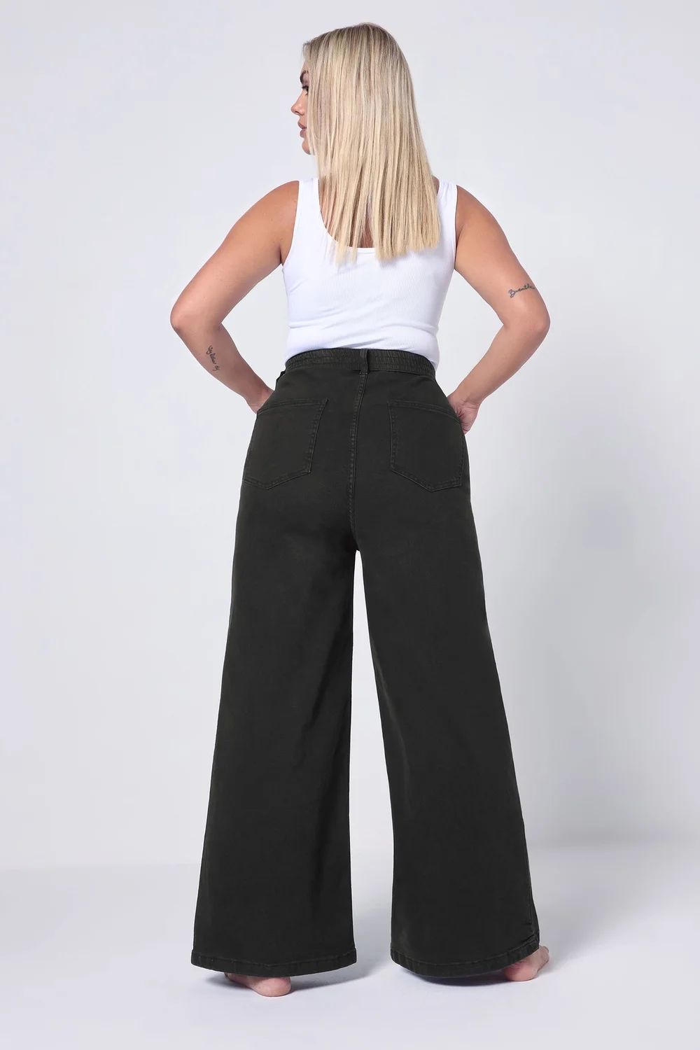 Yours Curve Black Wide Leg Puddle Jeans - 30-32 Image 3