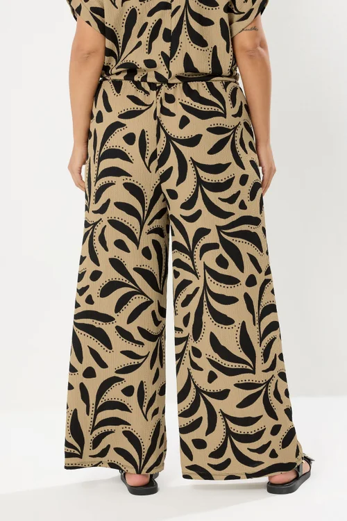Yours Curve Natural Brown Leaf Crinkle Wide Leg Trousers - 16 Image 3