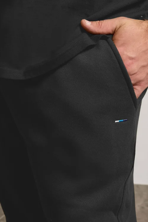 BadRhino Black Essential Joggers - L/L32 Image 4