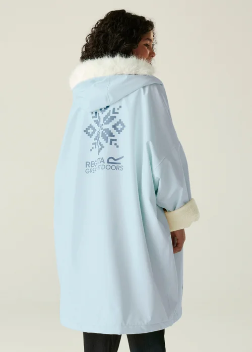 Regatta Pastel Blue Kids' Changing Robe (3-13 yrs) - 3-5 Yrs Image 2