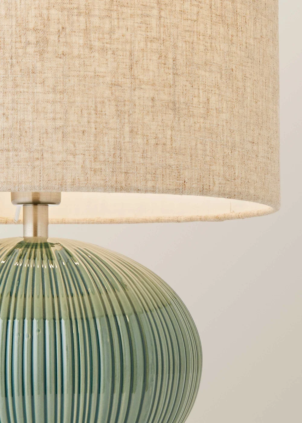 ValueLights Rebecca Green Ribbed Ceramic Table Lamp with Linen Shade - One Size Image 4