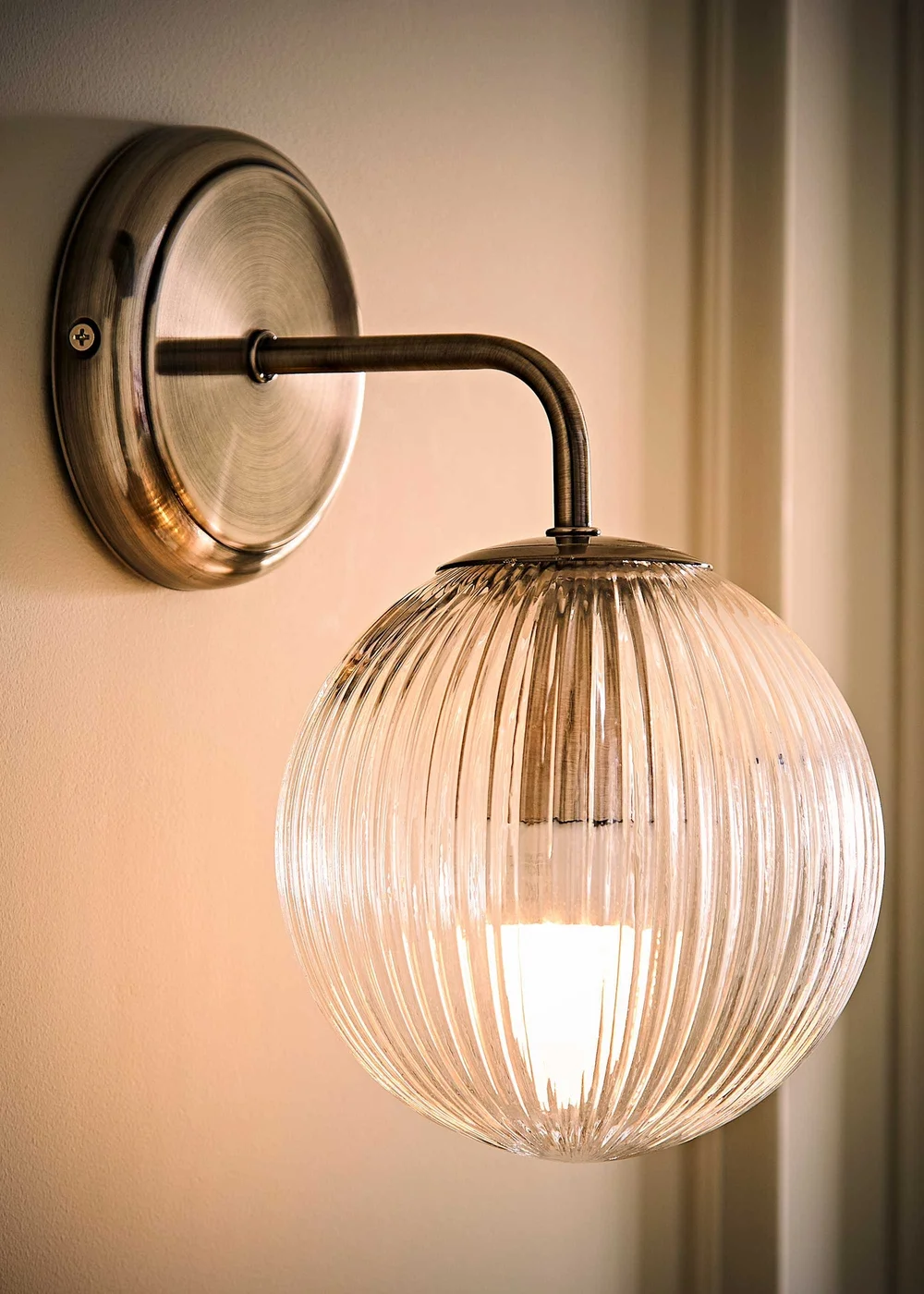 ValueLights Kempton Brushed Chrome Wall Light Ribbed Globe Shade - One Size Image 2