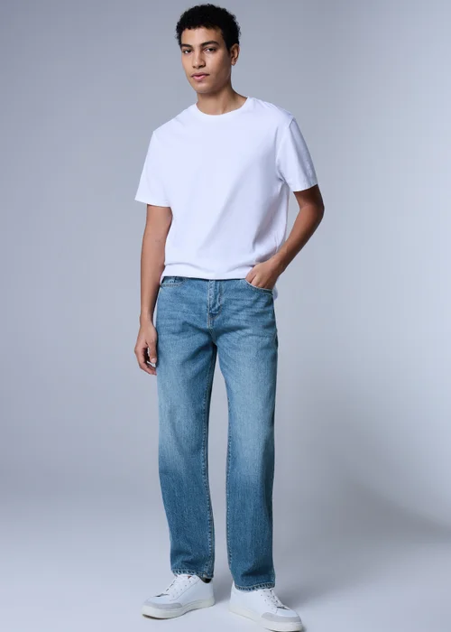 Mid Wash Relaxed Fit Jeans - 34 R Image 1