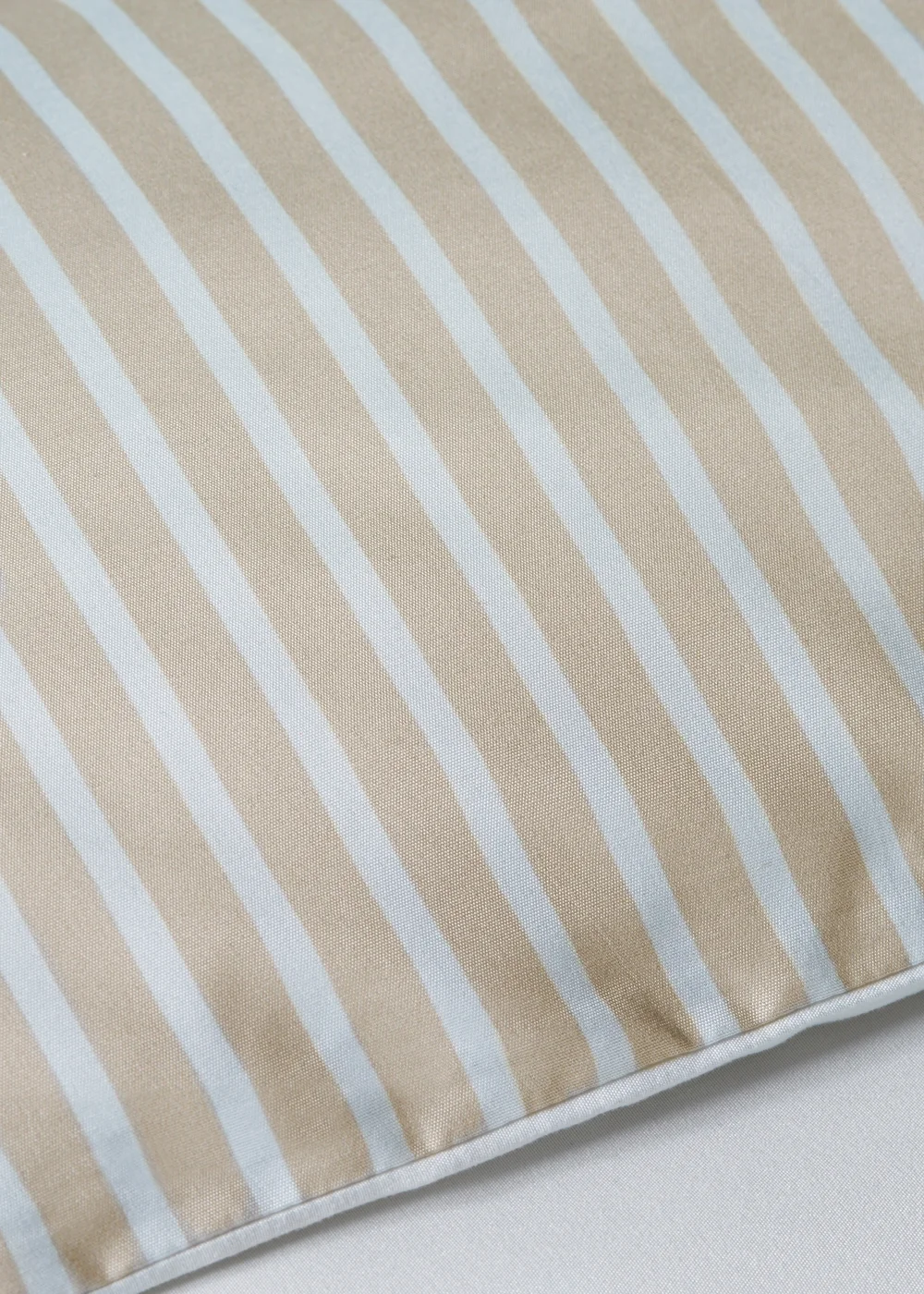 White Boucle Highland Cow Duvet Set - Single Image 3