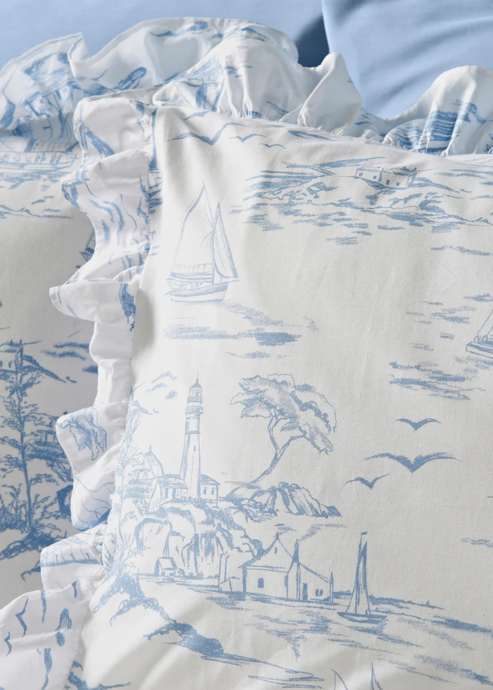 Blue Boat Frill Duvet Set - Double Image 2
