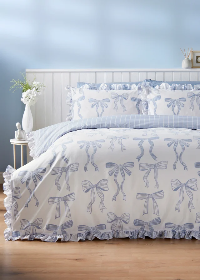 Blue Bow Frill Duvet Set