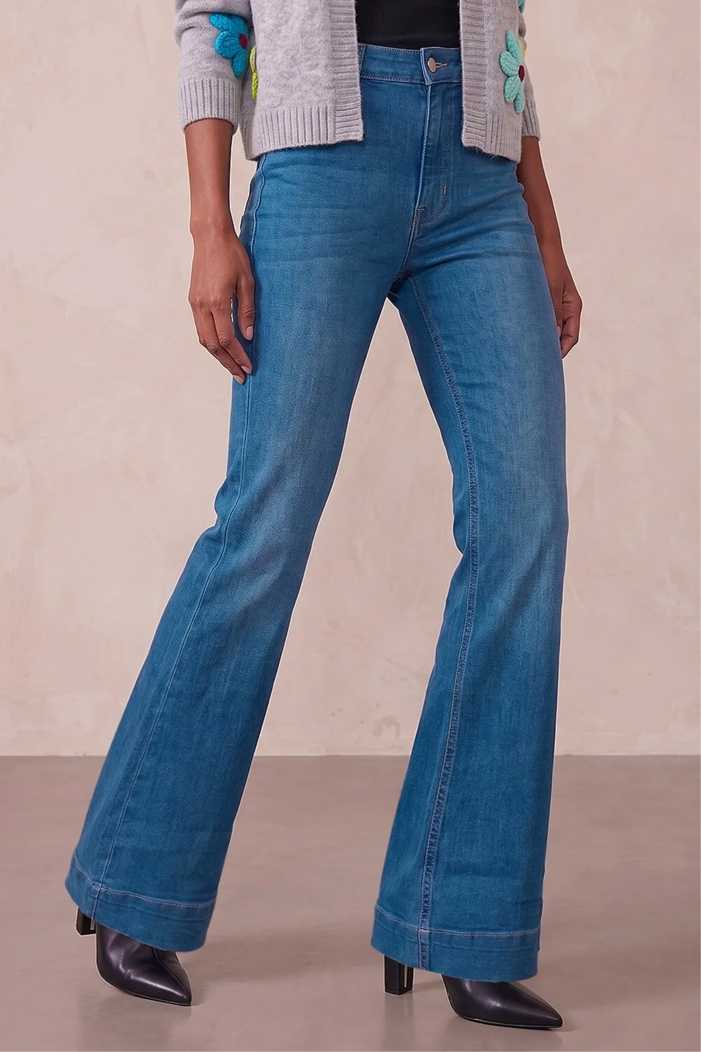 Roman Denim Pocket Stretch Flare Jeans - 20 Image 1