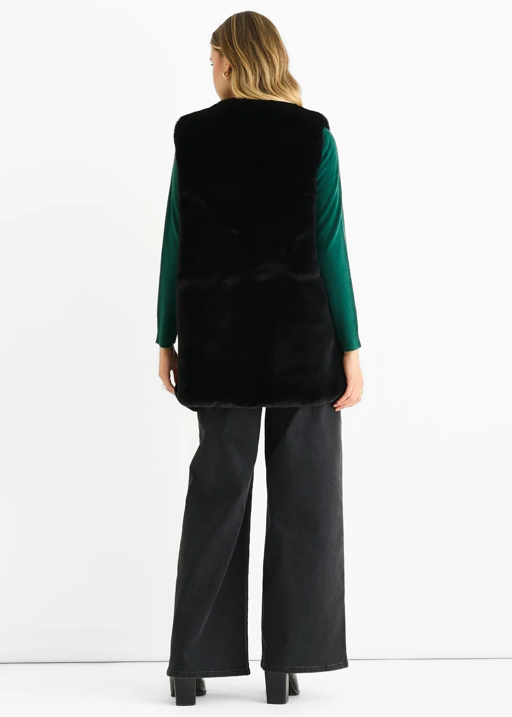 Gini London Black No Cut Faux Gilet Fur Sleeveless Jacket - M/L Image 2