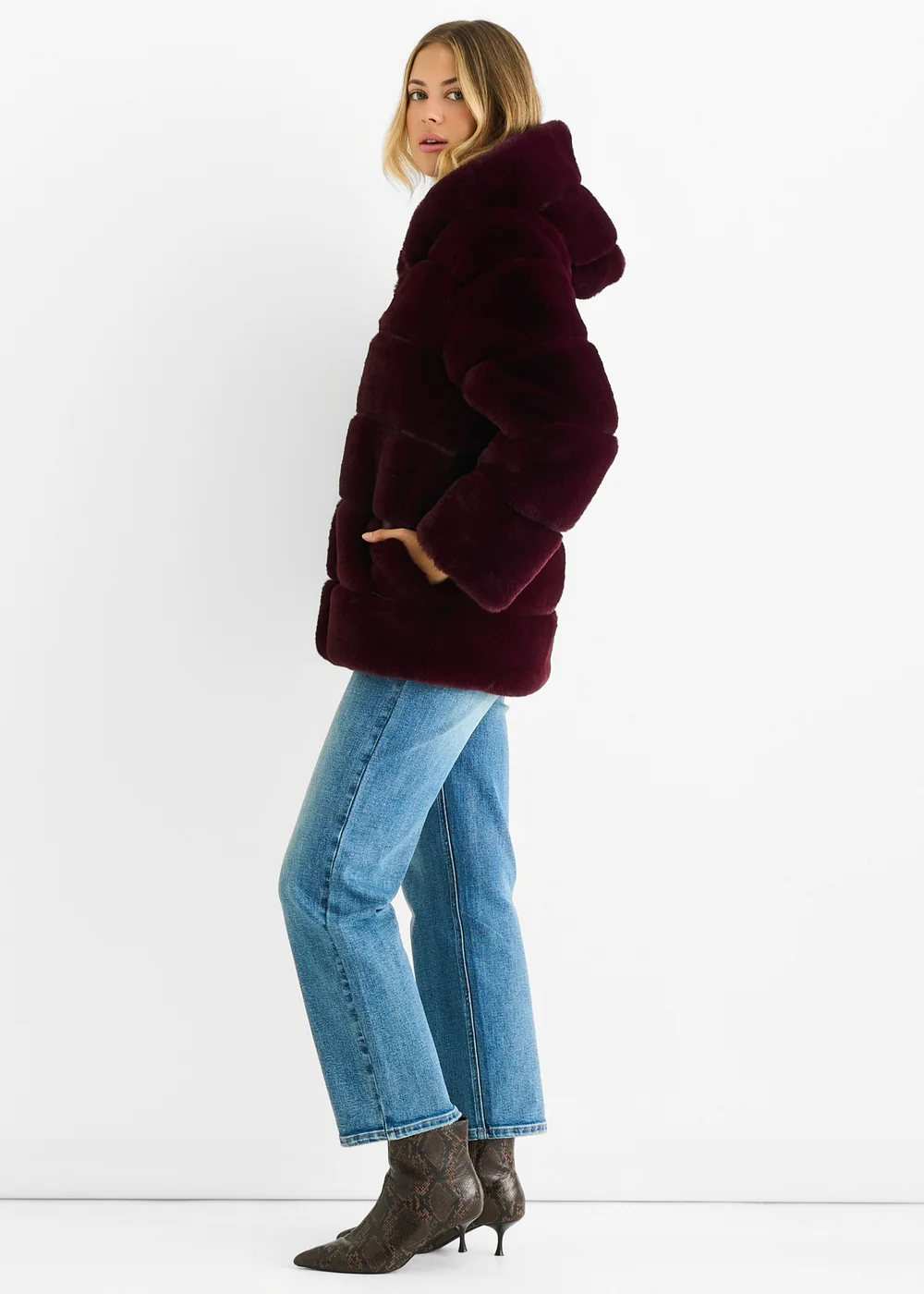Gini London Dark Burgundy Horizontal Cut Fur Hooded Jacket - S/M Image 4