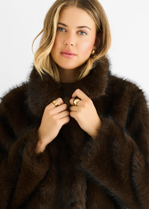 Gini London Coffee Premium Ombre Faux Fur Jacket - M/L Image 3