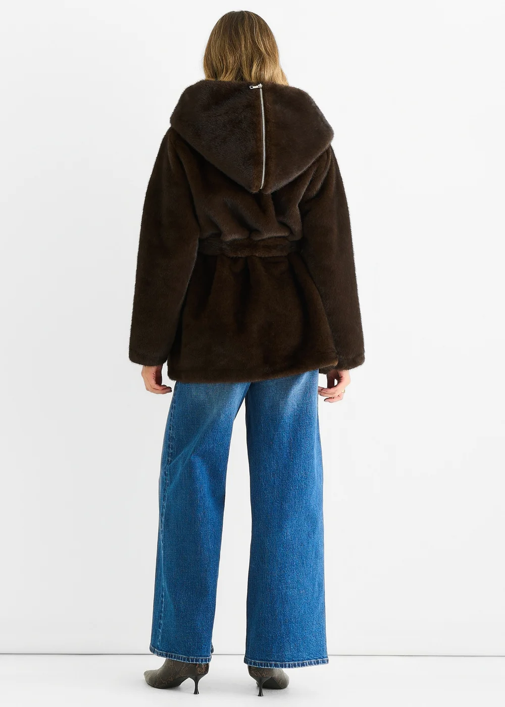 Gini London Chocolate Premium Contrast Lapel Hood Animal Faux Fur Jacket - M/L Image 2