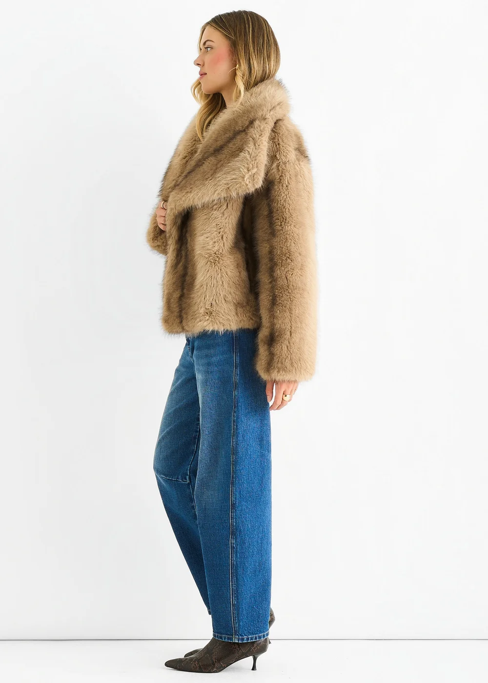 Gini London Camel Ombre Lapel Faux Fur Jacket - L/XL Image 4