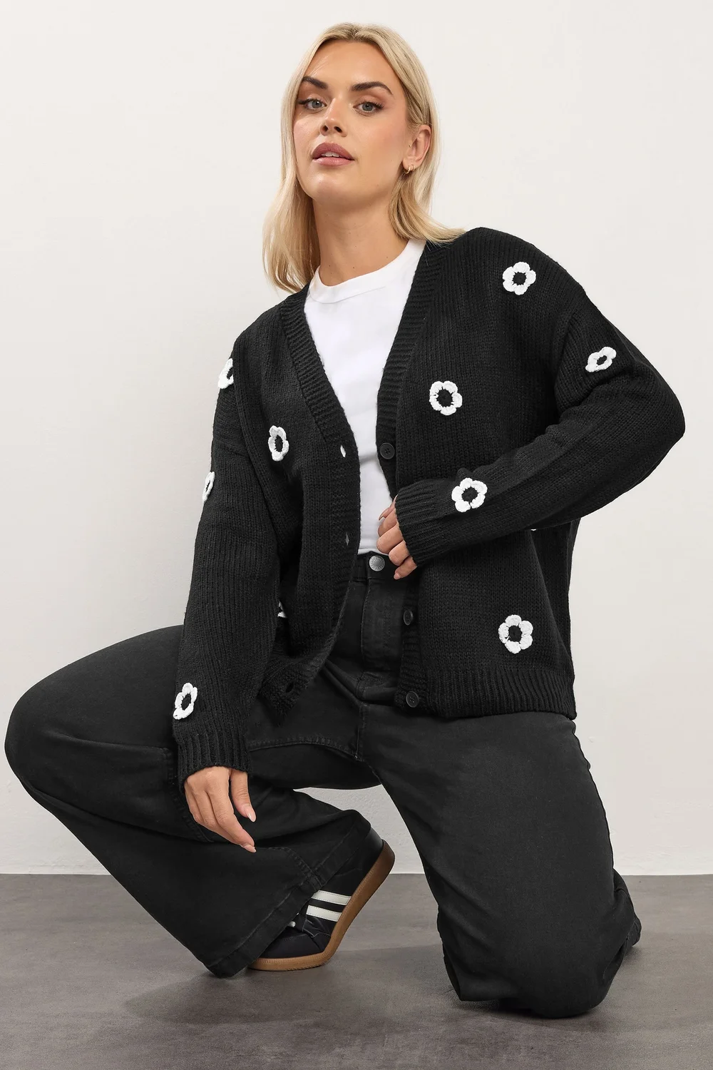 Yours Curve Black Applique Flower Cardigan - 22-24 Image 2