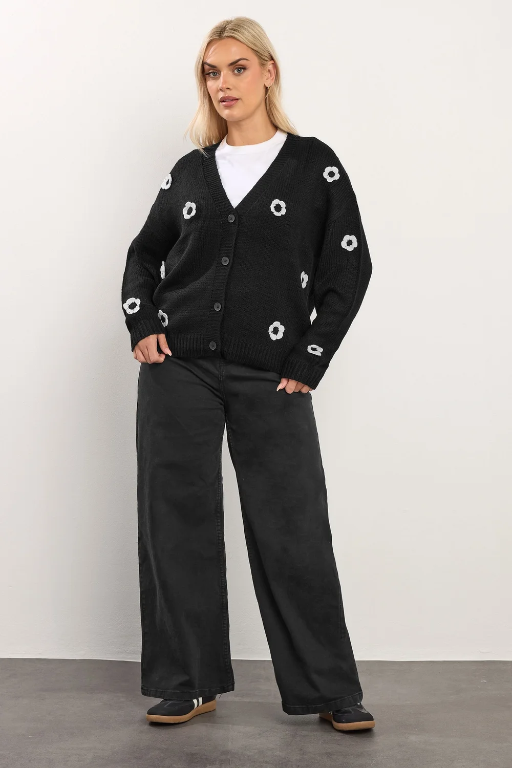 Yours Curve Black Applique Flower Cardigan - 22-24 Image 3