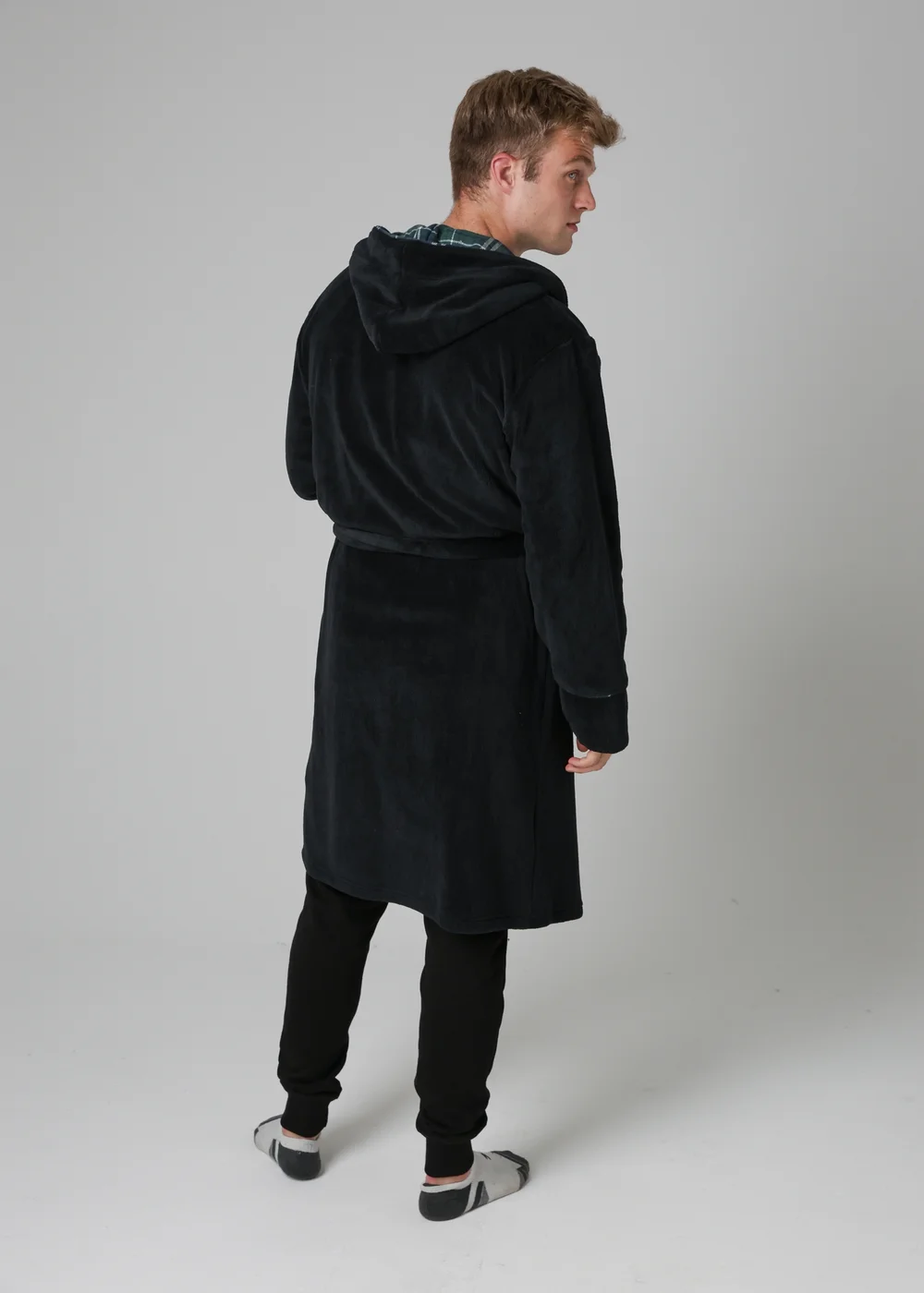 Tokyo Laundry Black Plush Dressing Gown - Extra Large Image 2