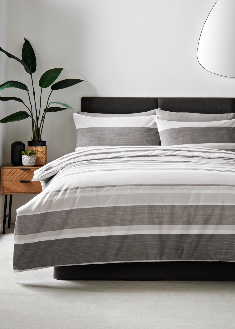 Black Textured Stripe Duvet Set - Single Image 1