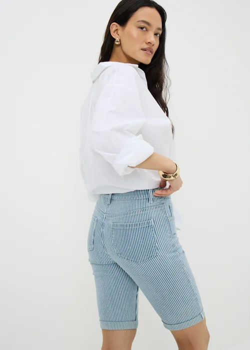 Blue Stripe Knee Length Denim Shorts - 10 Image 2