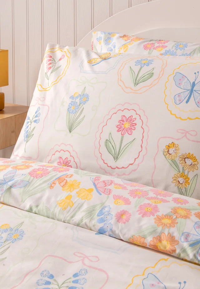 Multicolour Flower Cameo Duvet Set