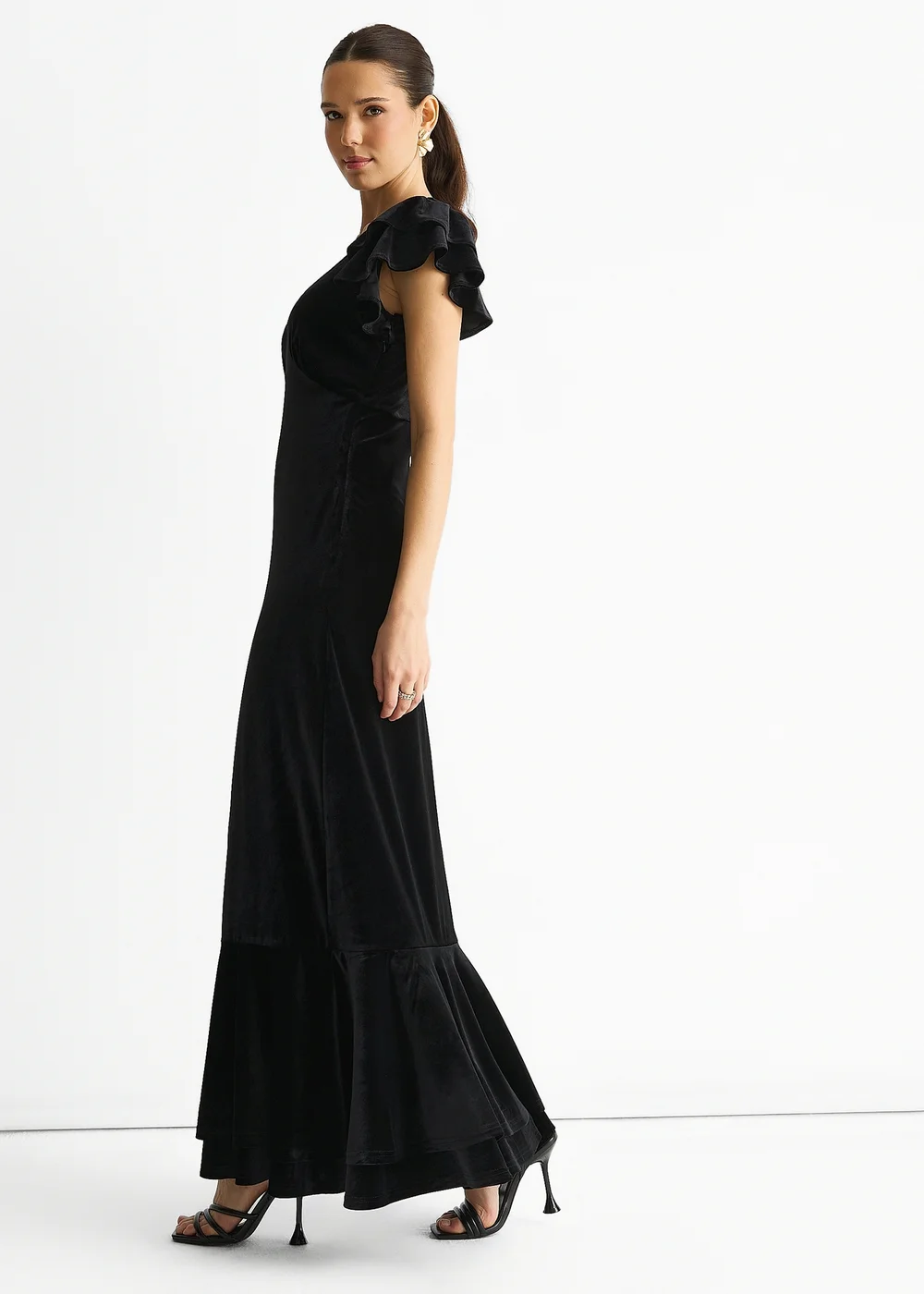 Gini London Black V Neck Ruffle Sleeves Velvet Occasion Maxi Dress - 12 Image 4
