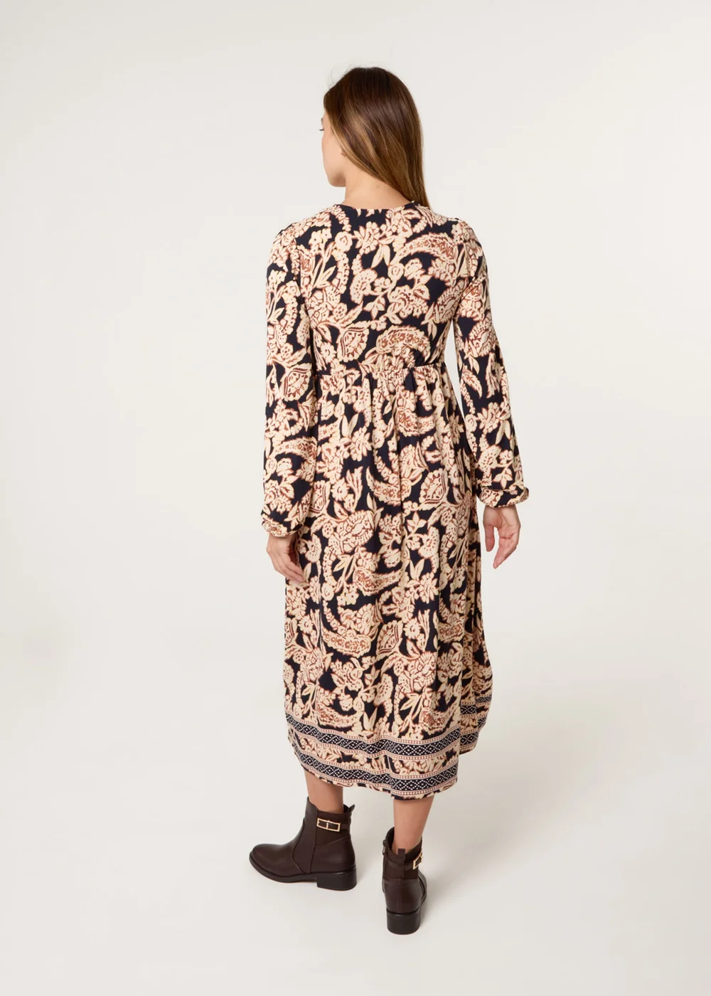 Blue Vanilla Navy V Neck Shirred Border Print Midi Dress - M/L Image 4