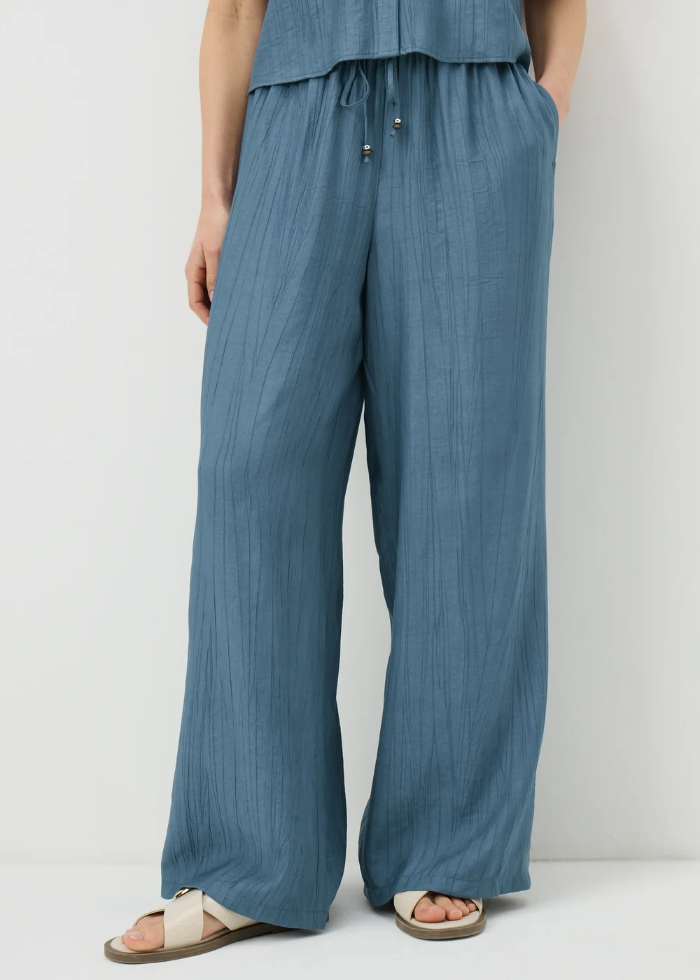 Blue Crinkle Textured Wide Leg Co Ord Trousers - 22 S Image 2