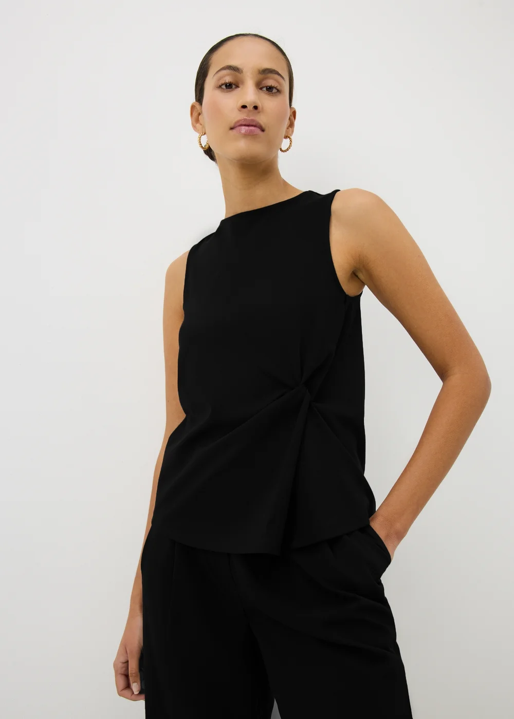 Black Knot Front Vest Top - 8 Image 1