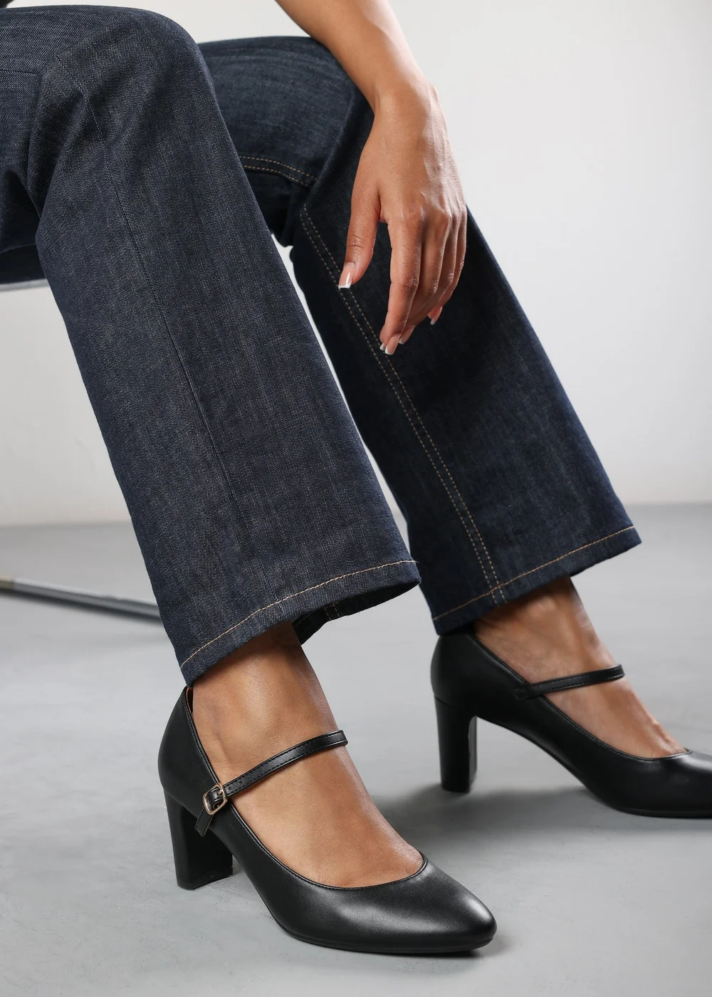 Where's That From Wide Fit Nolan Black PU Block Heel - 5 Image 1