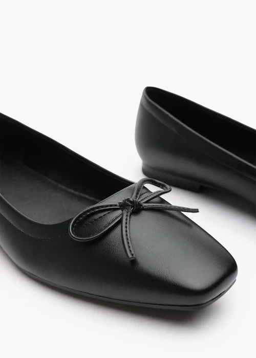 Where's That From Lauren Black PU Flat Pumps - 3 Image 5