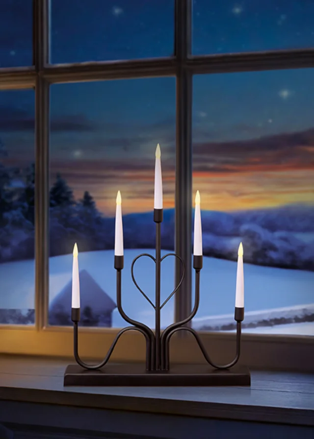 Premier Decorations Black Metal Modern Heart Design Candlebridge with Timer