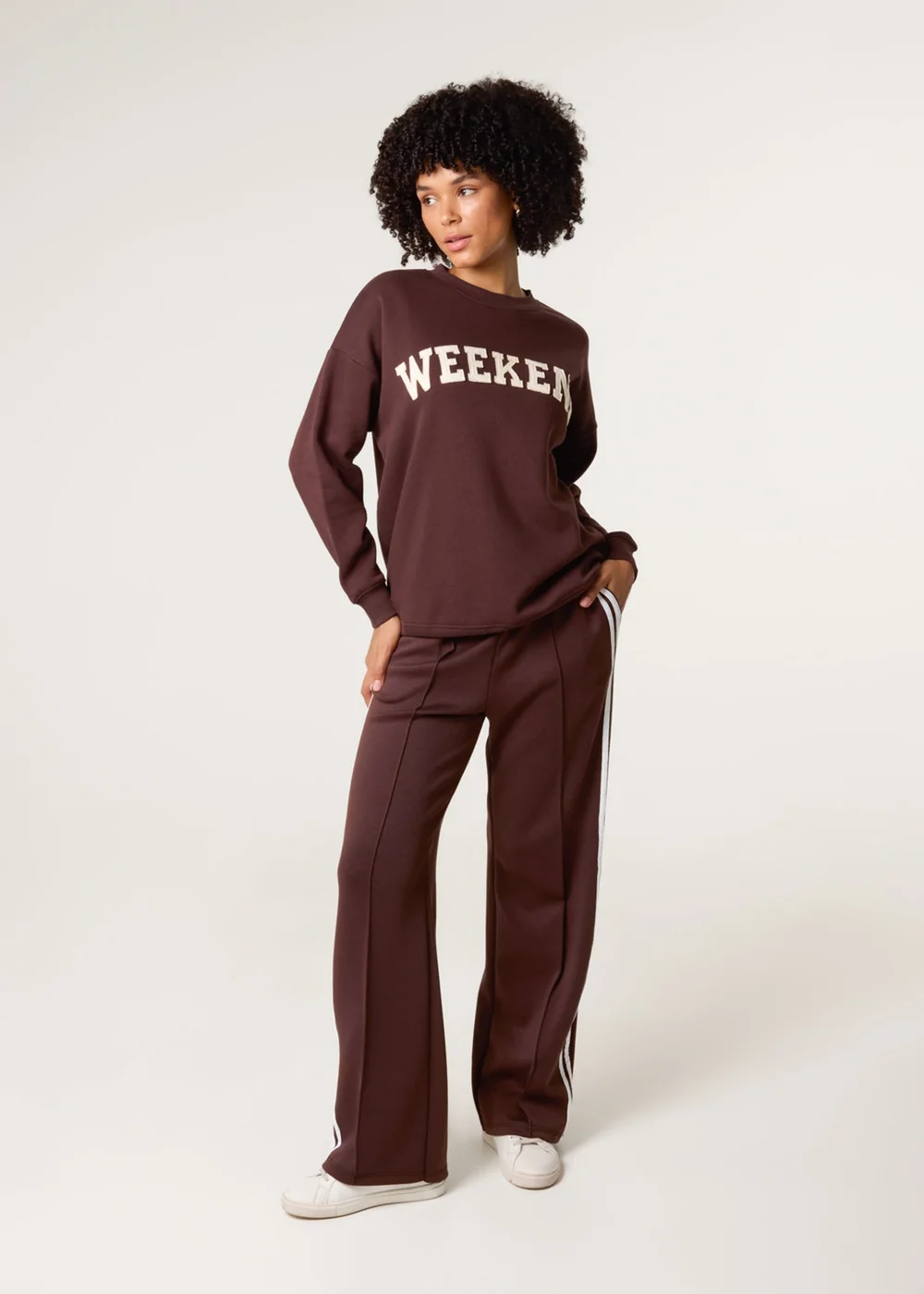 Blue Vanilla Brown Weekend Sweatshirt - L/XL Image 1