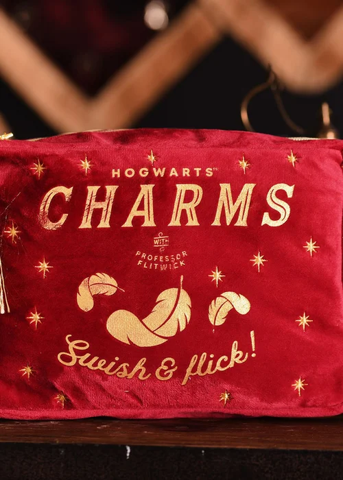 Harry Potter Warner Bros Alumni Red Wash Bag Charms - One Size Image 2