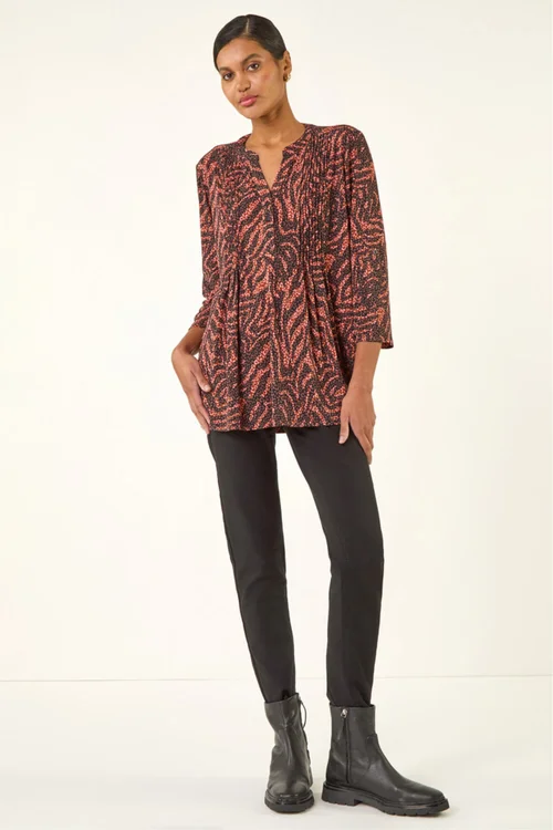 Roman Rust Animal Print Pintuck Stretch Shirt - Size 18 Image 2