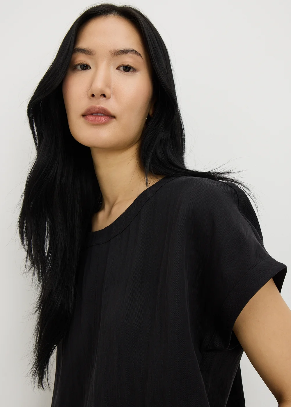 Black Textured Box Top Blouse - 28 Image 3