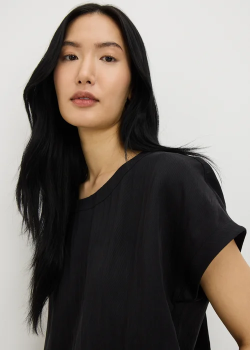 Black Textured Box Top Blouse - 28 Image 3